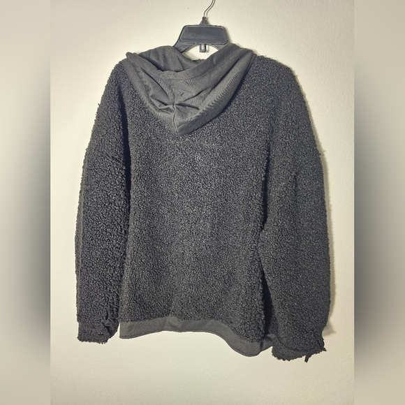 LBLC The Label Cozy Black Sherpa Oversized Jacket Women's Size Large NWT - Picture 5 of 8